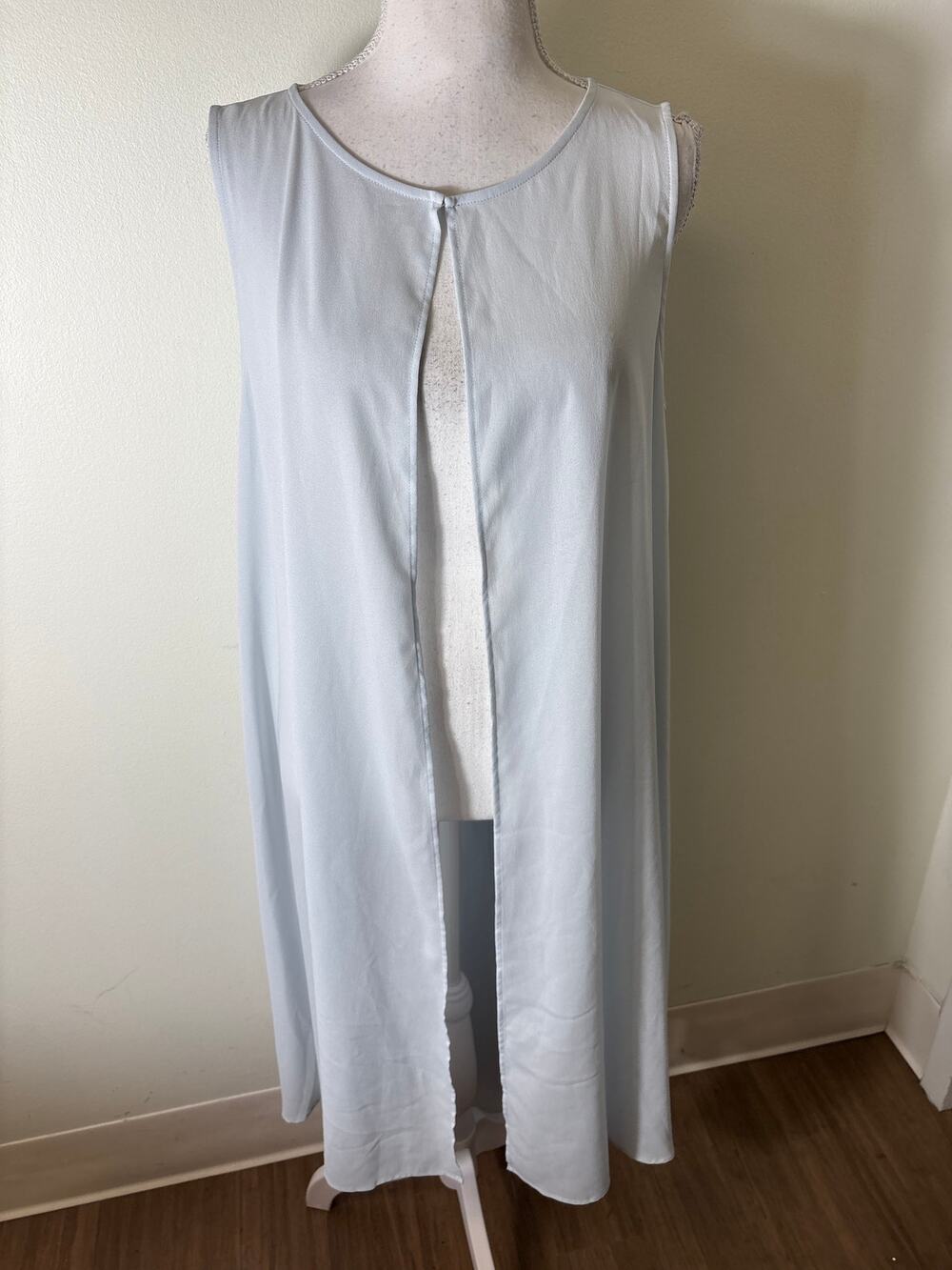 Abbey Glass Soft Blue Open Long Vest Sz L